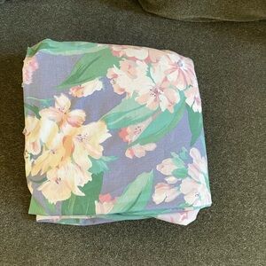 80 s Colorful Printset by JP Stevens Percale Queen size Fitted Sheet